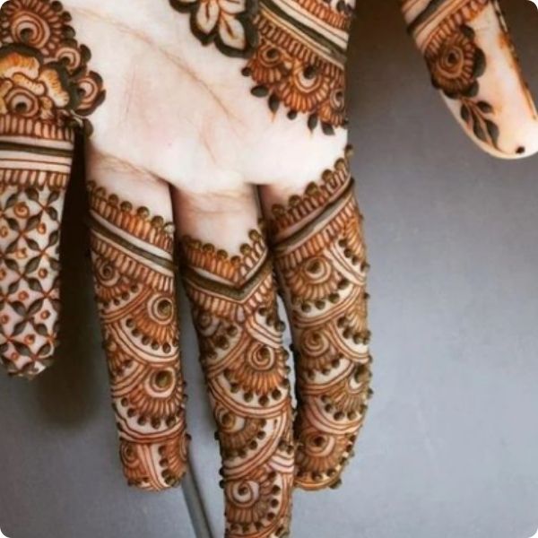 Finger Mehndi Design