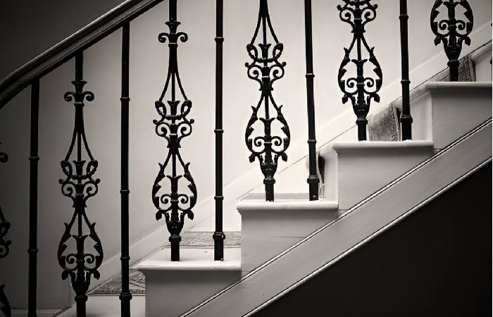 Iron Modern Stair Railing Design